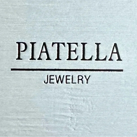 FREE 🆕 Piatella ring, 2 carat cushion cut, accents, 14k white gold plated - Picture 12 of 16